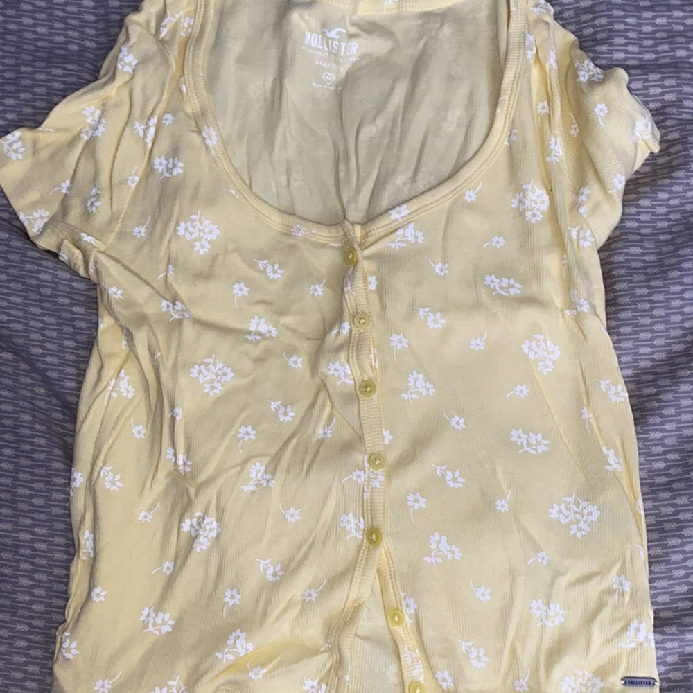 Baby tee bundle!! - Picture 4 of 7